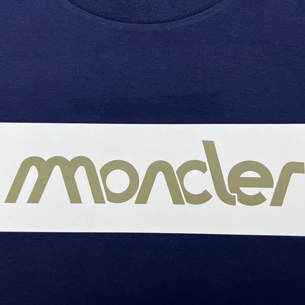 モンクレール エンボスロゴ コットン Tシャツ コピー 半袖 3色 8c0005
